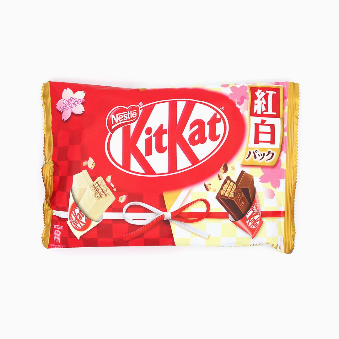 Japanese Kit Kat: New Year's Red & White