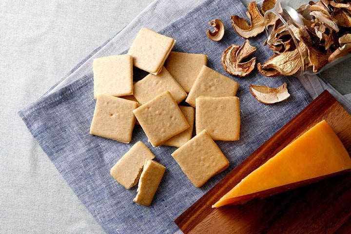 Past Snack - Porcini & Gouda Cheese Cookie